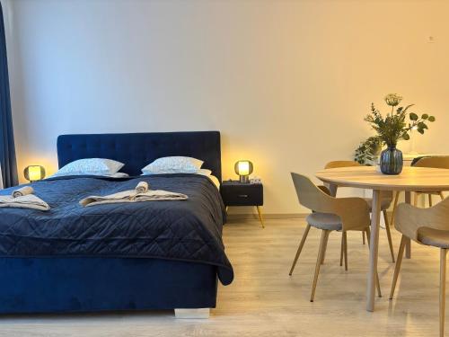 Budapest Spirit - Azure Sky WITH FREE PARKING