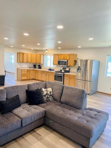 Dapur atau dapur kecil di Zero Rock Two-Story Suite