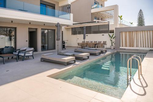 Mossa Concept Villas - heated pool- 200 m from the beach