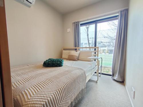 C1 Shibuya new hotel, 2 bedrooms and 1 living room, 7 mins to ST Max 6P 渋谷全新酒店 全新装修 两室一厅 交通中心 车站7分钟 最大6人 直达新宿 涉谷 表参道 品川 池袋 上野 代代木 银座 原宿