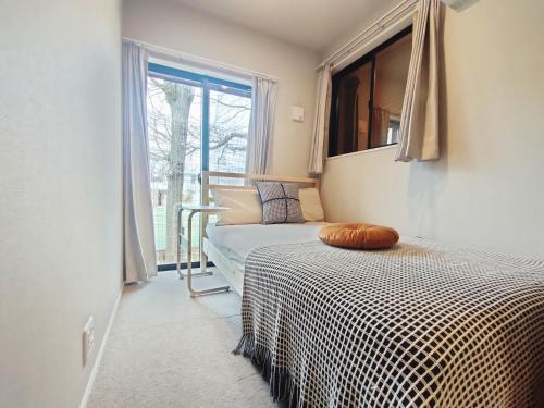 C1 Shibuya new hotel, 2 bedrooms and 1 living room, 7 mins to ST Max 6P 渋谷全新酒店 全新装修 两室一厅 交通中心 车站7分钟 最大6人 直达新宿 涉谷 表参道 品川 池袋 上野 代代木 银座 原宿