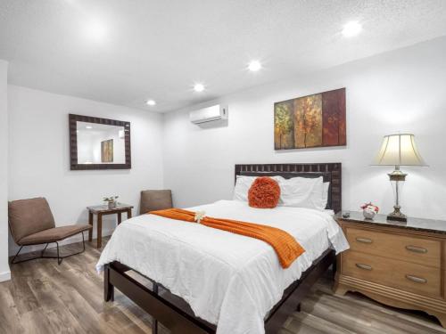 Ένα ή περισσότερα κρεβάτια σε δωμάτιο στο Relax & Unwind, Peaceful, Private Retreat