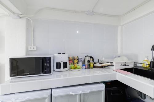 Dapur atau dapur kecil di 72 House & Cafe