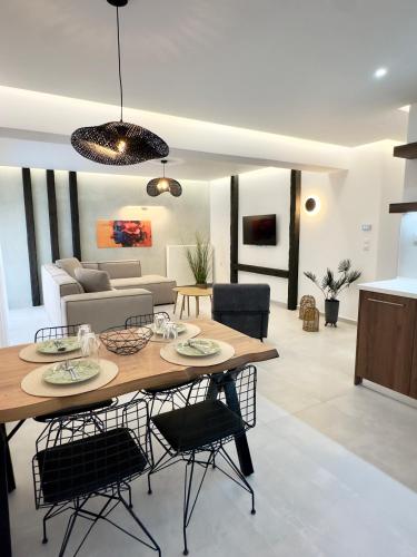 Hermes Luxury Apartment