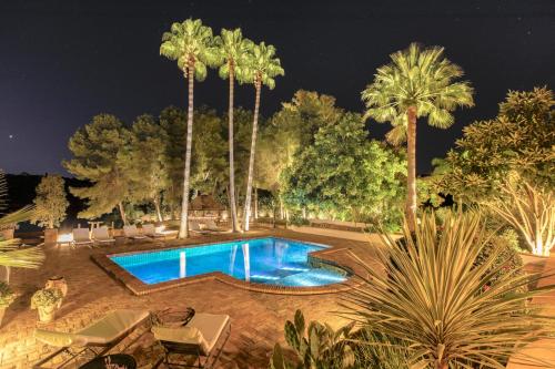 JAMES SMB10 - Stunning luxury finca on a private domaine at Villa Padierna Golf Club Golf Club