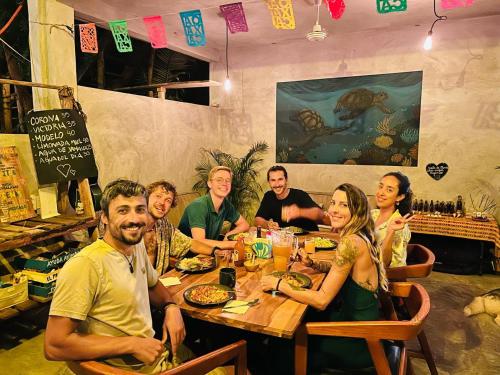 Gäste, die in der Unterkunft Bajo Las Estrellas Eco Glamping übernachten