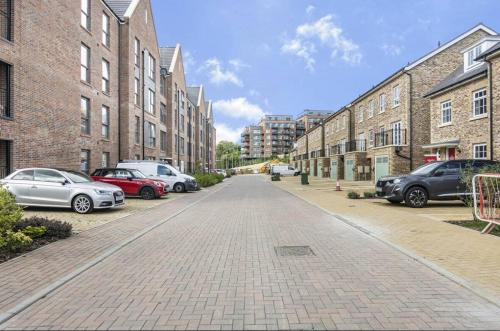 Gallery image of Luxury 5 bed Apt Maidstone, sleeps 6 with Free Parking in Allington