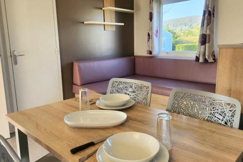 Photo de la galerie de l'établissement Charming mobile home near beach Houlgate, à Houlgate