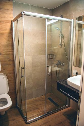 Bilik mandi di Ohrid Luxury Studios