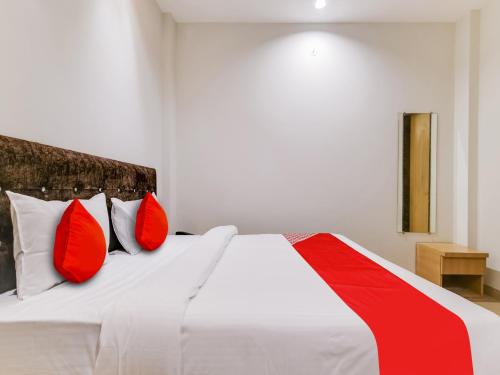 Gallery image of FabHotel Aashiyana in Indore