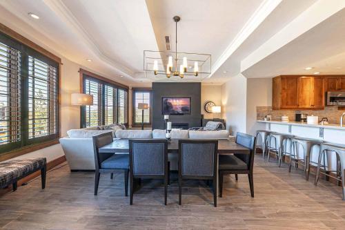 Ảnh trong thư viện ảnh của Iron Horse Lodge South 302 by East West Hospitality ở Truckee