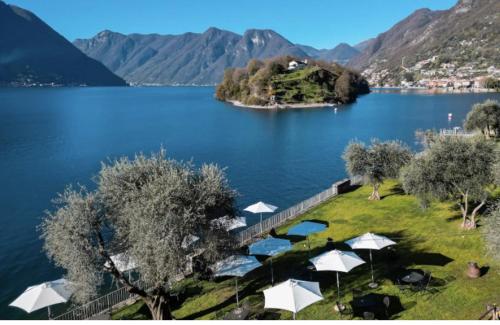 Foto Lora luxury villa , with lake view 1