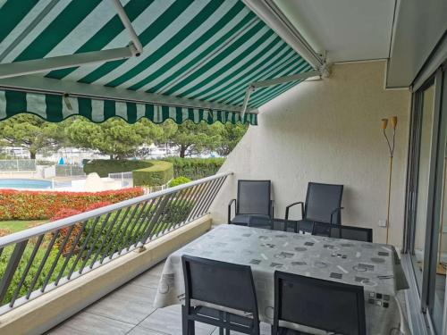 Bel appartement 2 Pièces pour 4 personnes avec parking à Port Camargue - FR-1-731-138