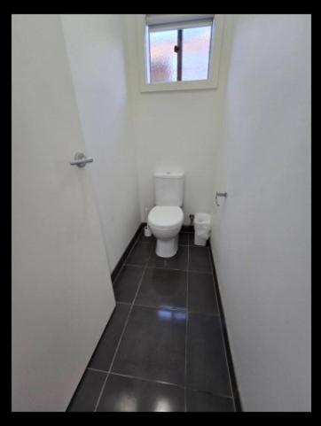 Un baño de Serenity Home 9 by Hiverooms