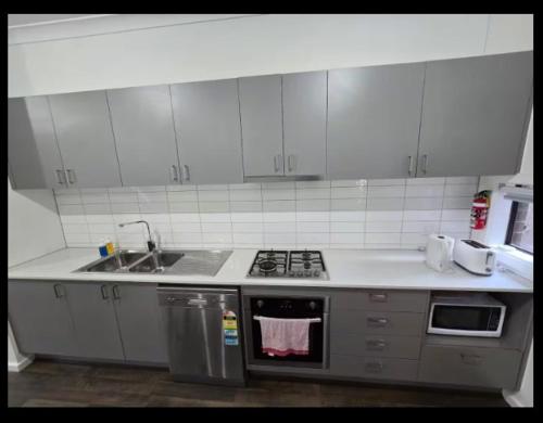 Una cocina o cocineta en Serenity Home 9 by Hiverooms