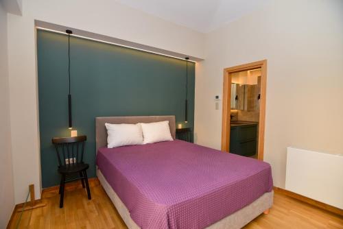 Athens centre top floor stylish 2 min walk metro