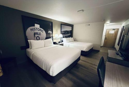 Katil atau katil-katil dalam bilik di Super 8 by Wyndham Dawson Creek