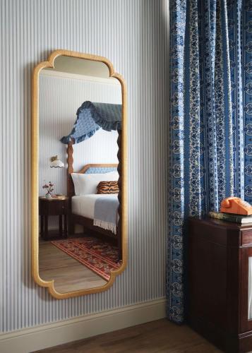 Katil atau katil-katil dalam bilik di Graduate by Hilton Auburn, AL