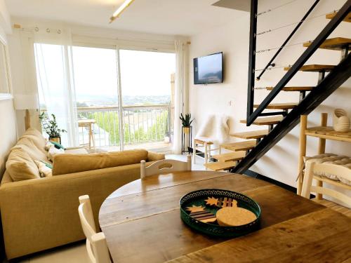 L'Arbanais Appart vue mer, 3 chambres, pkg gratuit