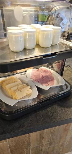 Mad på pensionatet eller i nærheden