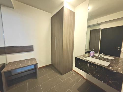 Ένα μπάνιο στο New! Metra Square 5-7pax 2BR MITC Ayer Keroh