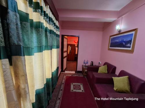 Gallery image of The hotel mountain Taplejung in Tāplejung
