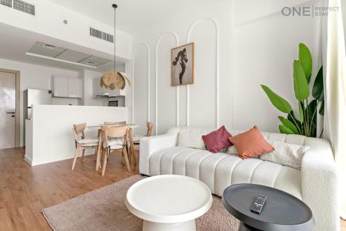 1BR with Balcony | Near Metro Station