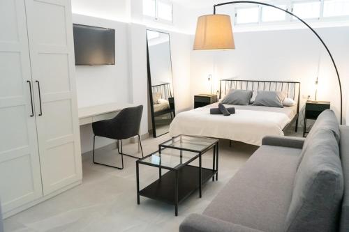 Villa with private swimming pool in Sevilla