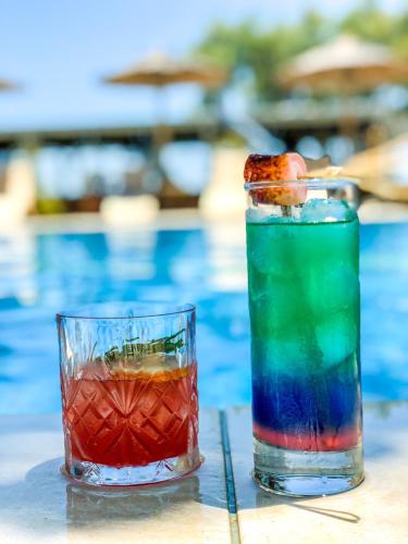 Bebidas en Elixir Del Mar on the Beach