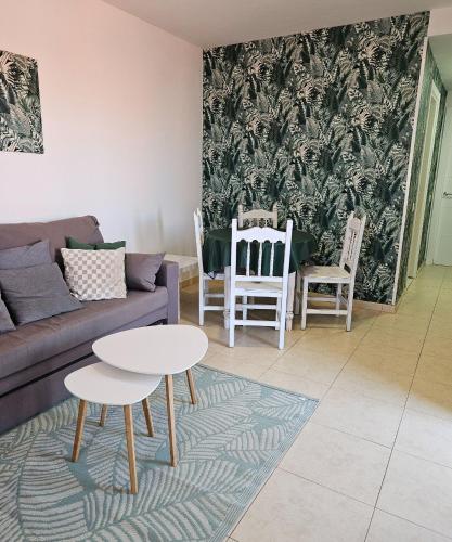 Relax in this Stunning 1-Bedroom Apartment in Corralejo