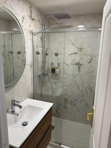 Emotion Vip Apartment