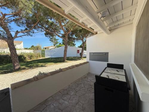 Φωτογραφία από το άλμπουμ του Hotel Mas des Lys στο Σαιντ-Μαρί-ντε-λα-Μερ