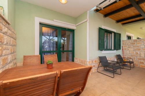 Ruang duduk di Apartments Toni