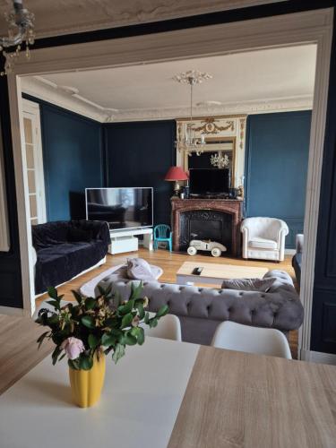 Photo de la galerie de l'établissement Appartement parc des expositions paris 15, à Paris