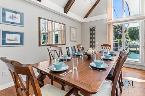 Gallery image of Waterfront 5-Bedroom Home in Ocean Pines Spacious & Luxurious Retreat in Ocean Pines