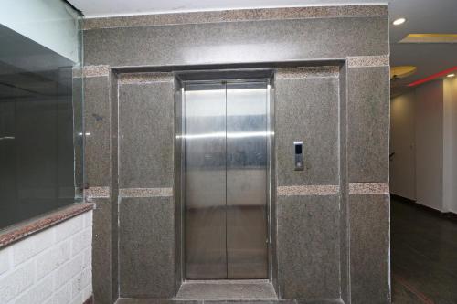 Gallery image of Hotel O G K Palace in Bodh Gaya
