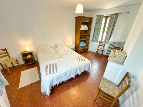 Maison de Charme Classée 3 étoiles - Calme, Jardin, Salle de Sport, Piscine
