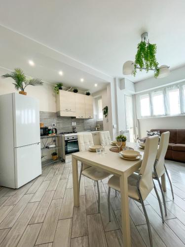 Home In Town - CITY LIFE near San Siro Stadium metropolitana M1 - M5