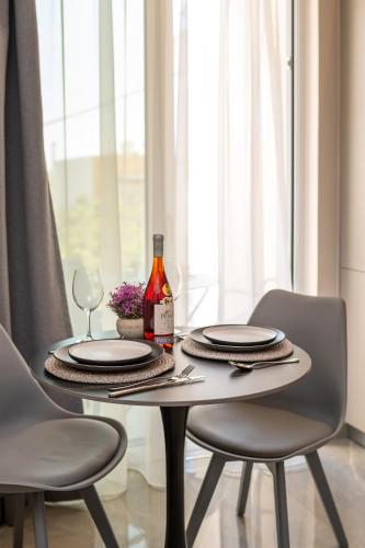 Diamante Del Mar Phaedra Modern Beachfront Apartment