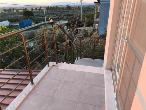 Balkoni atau teres di Soem Elaia House