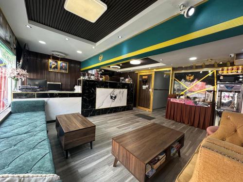 Posezení v ubytování SS Grey Hotel 2