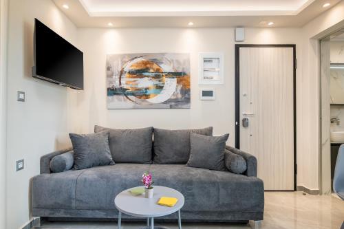 Diamante Del Mar Phaedra Modern Beachfront Apartment