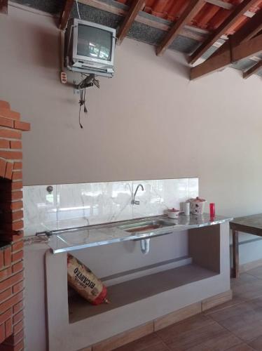 Gambar di galeri bagi Linda Chácara com piscina di Tatuí