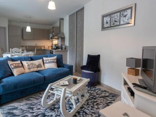 Chalet élégant au centre de Cauterets avec terrasse - FR-1-812-51