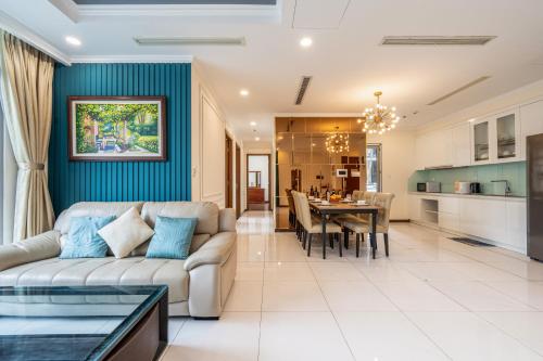 Гостиная зона в The Landmark Plus Vinhomes Serenity