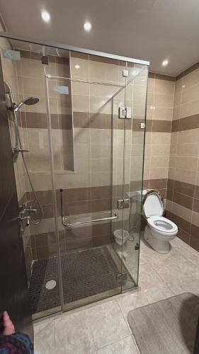 The Elysium tesisinde bir banyo