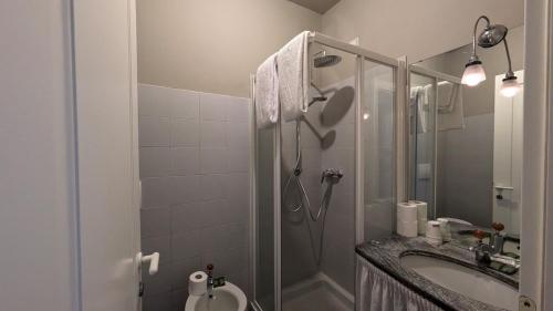Bilik mandi di Appartamento Belvedere