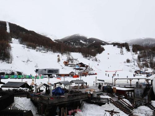 Appartement 6 pers rénové skis aux pieds, Les Orres - FR-1-322-568