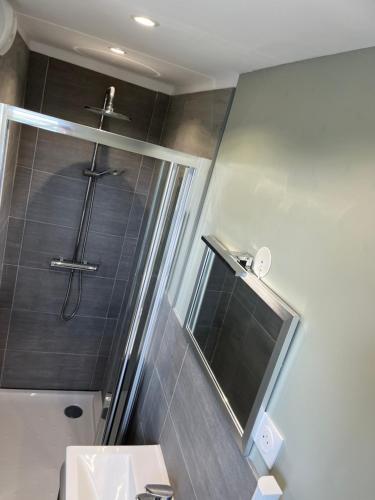 Photo de la galerie de l'établissement Studio proche gare, à Margny-lès-Compiègne