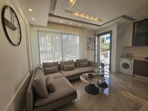 Shamsi Apartments 008